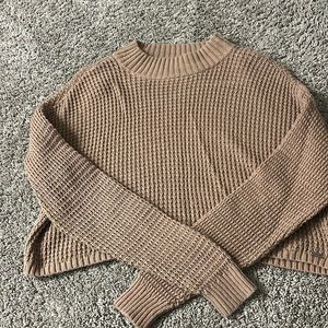 Hollister sweater